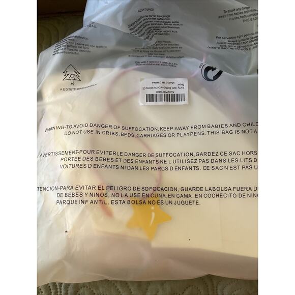 Pink Party Hats - Fun Celebration Kit of 10 Cone Party Hats Kids Birthdays - Picture 7 of 7